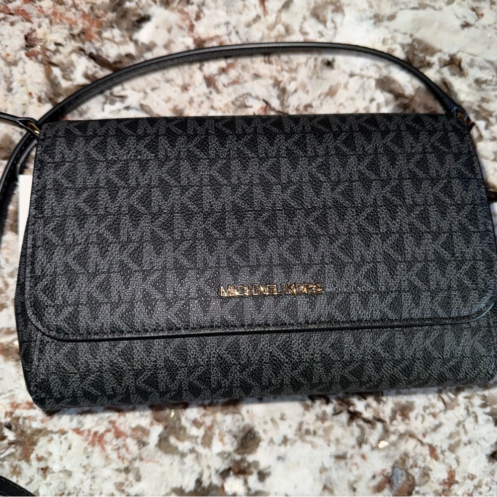 Michael Kors crossbody